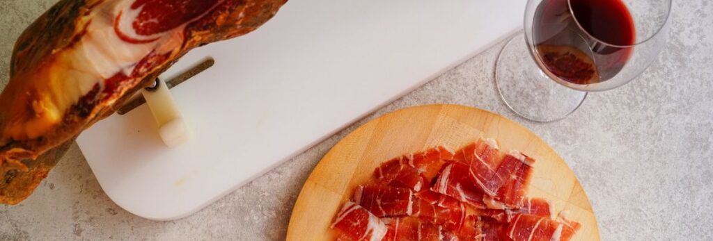 Los maridajes más adecuados para un jamón D.O.P de Teruel Aire Sano